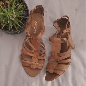 Aldo Fine leather Strappy Sandals with triangle heel- 38EURO (8.5US)